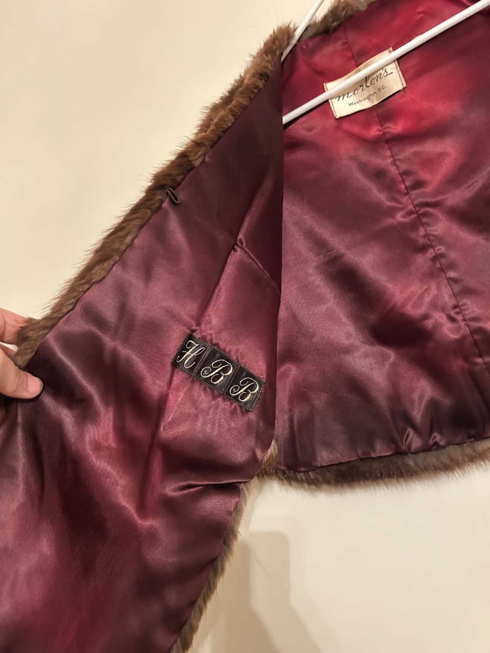 Vintage Morton’s Washington DC Brown Fur Cape Stole